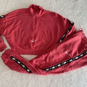 nike sweat suits womens sale